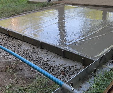 service-de-construction-assise-en-beton-pour-spa